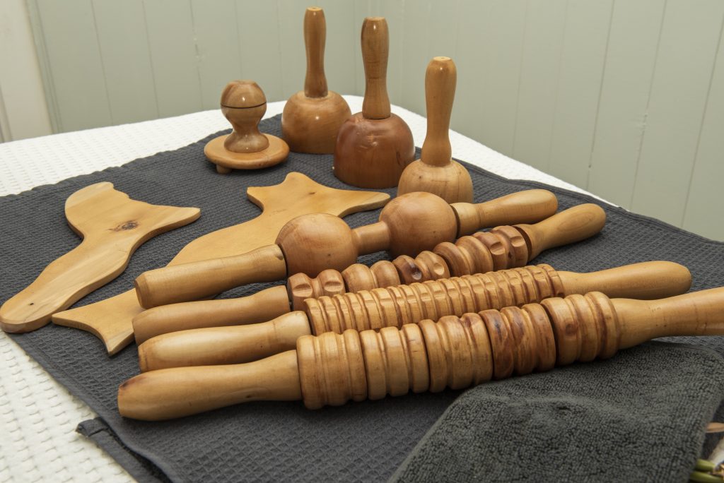 Accessoires en bois d'une maderotherapie